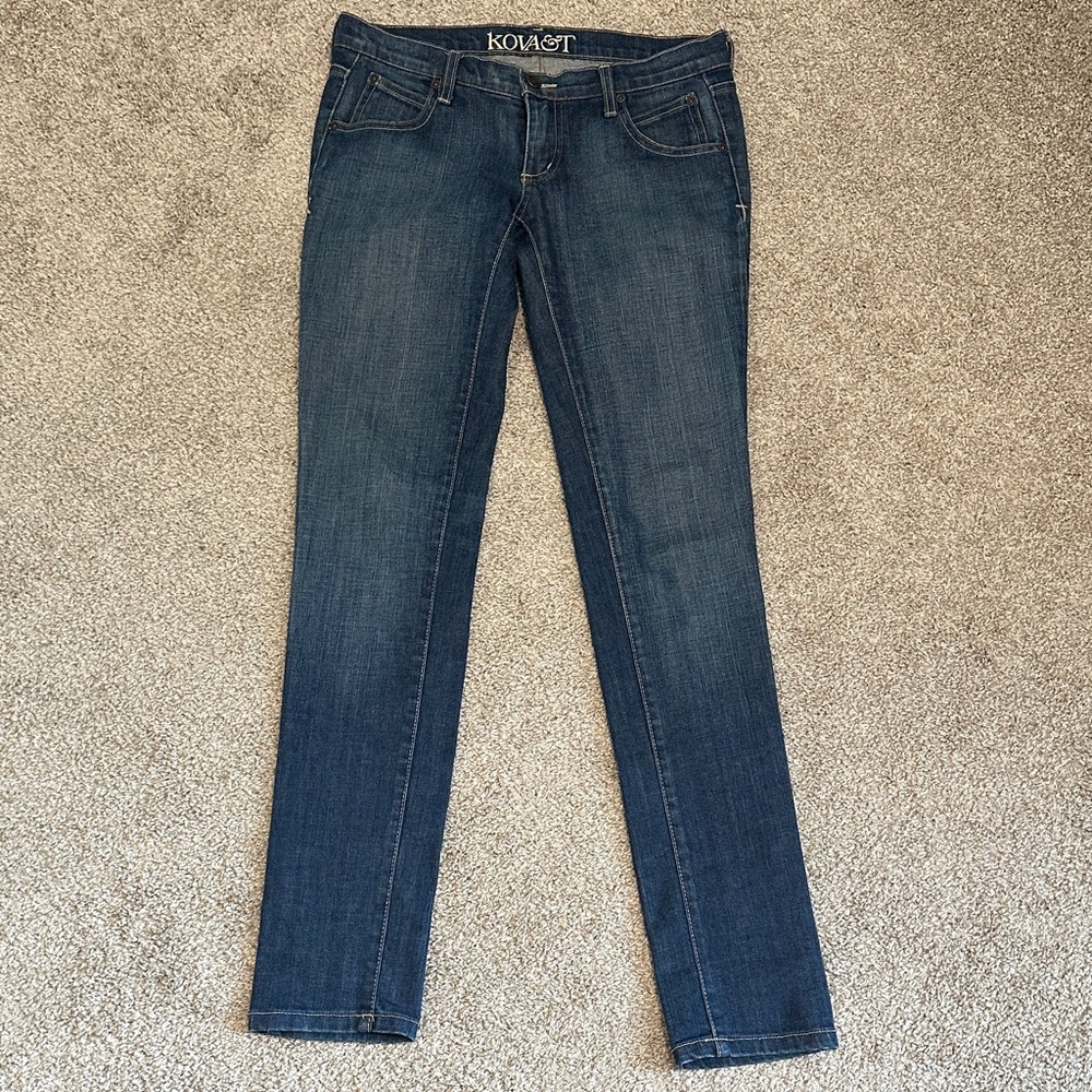 Kova & T Low Rise Sandy Jeans. Size 28